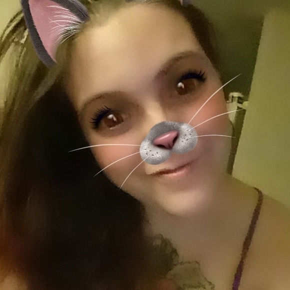 Meet your Posher, Kara - Picture 1 of 1